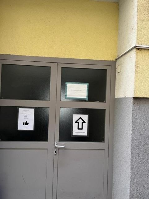 Grand Central Station Apartments I Contactless Check-In Wenen Buitenkant foto